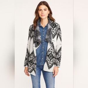 I JEANS BY BUFFALO Black & Cream Aztec Patterned Soft Sweater M